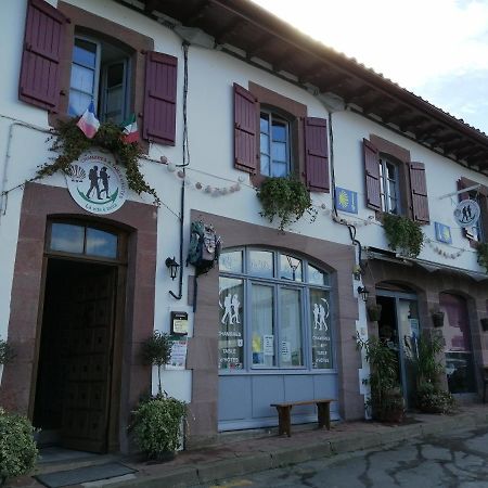 La vita é bella Saint-Jean-Pied-de-Port Exterior foto