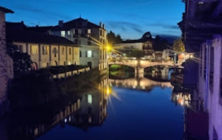 La vita é bella Saint-Jean-Pied-de-Port Exterior foto